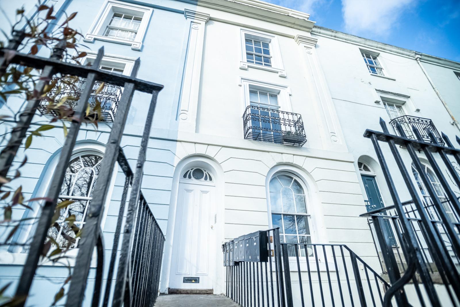 Unique Townhouse Flats at London Place