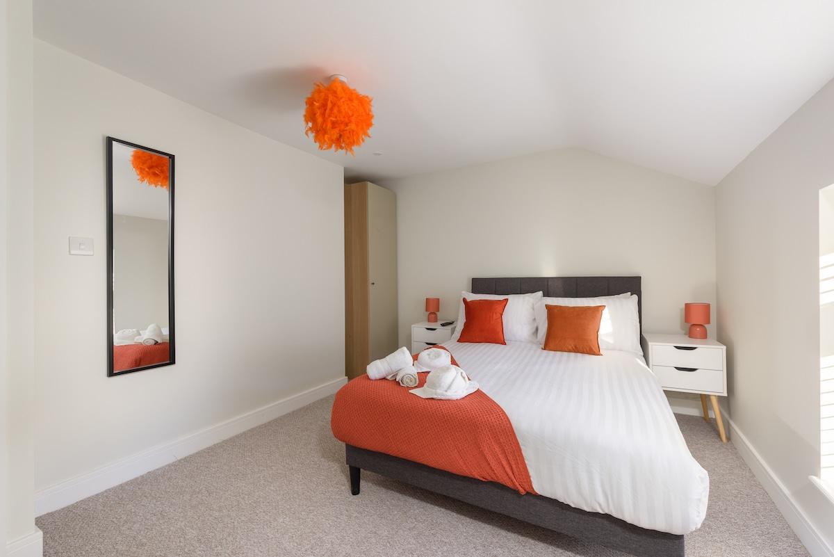 Large 4-Bedroom House in Banbury2